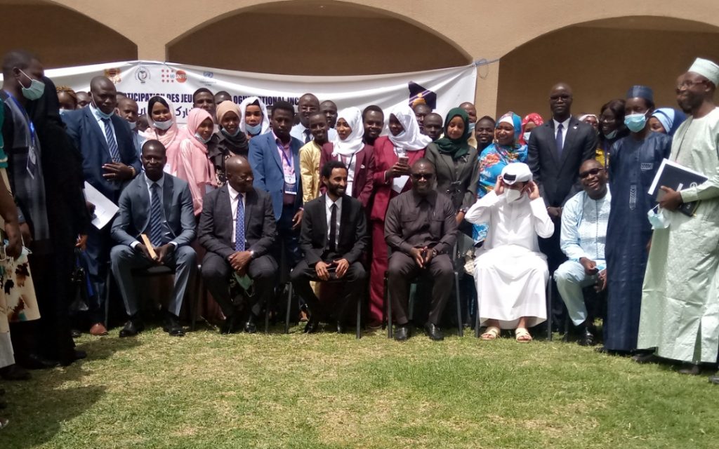 Dialogue : Les jeunes préparent leur participation