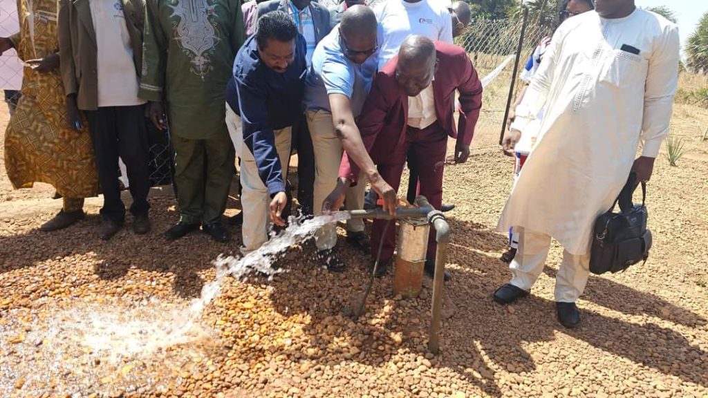 Logone Oriental : Laham Tchad offre un château d’eau au village Fayah 1 et 2