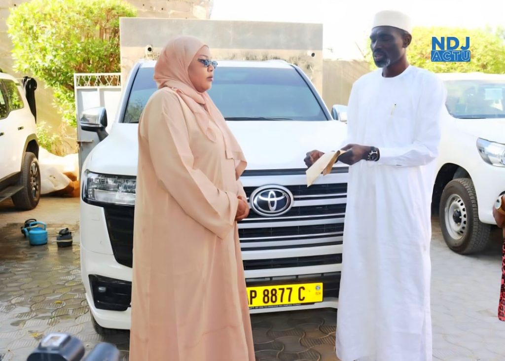 Tchad : 13 véhicules et des équipements remis aux cadres de l’Action sociale
